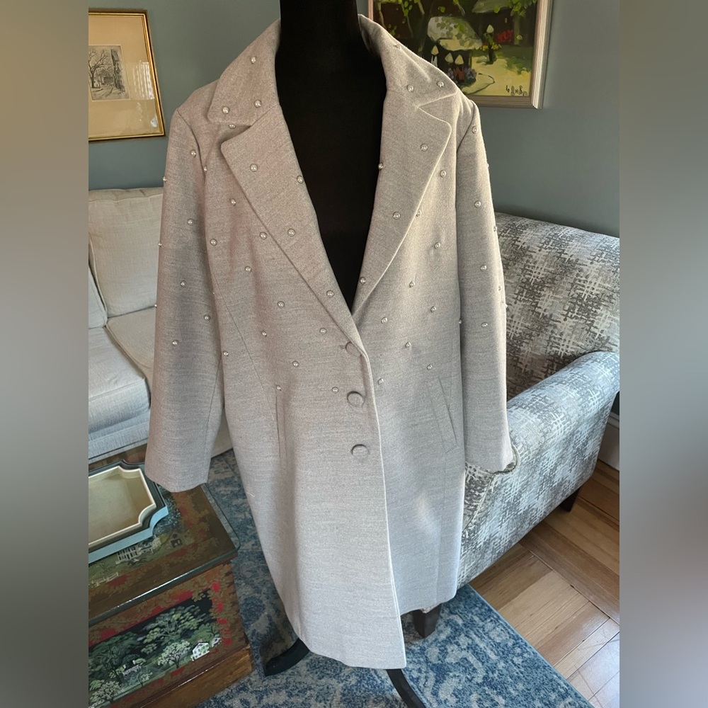 Chico’s Ladies Coat w/ Pearl Embellishments-like new-Chico’s Sz 2 (US 12-14)